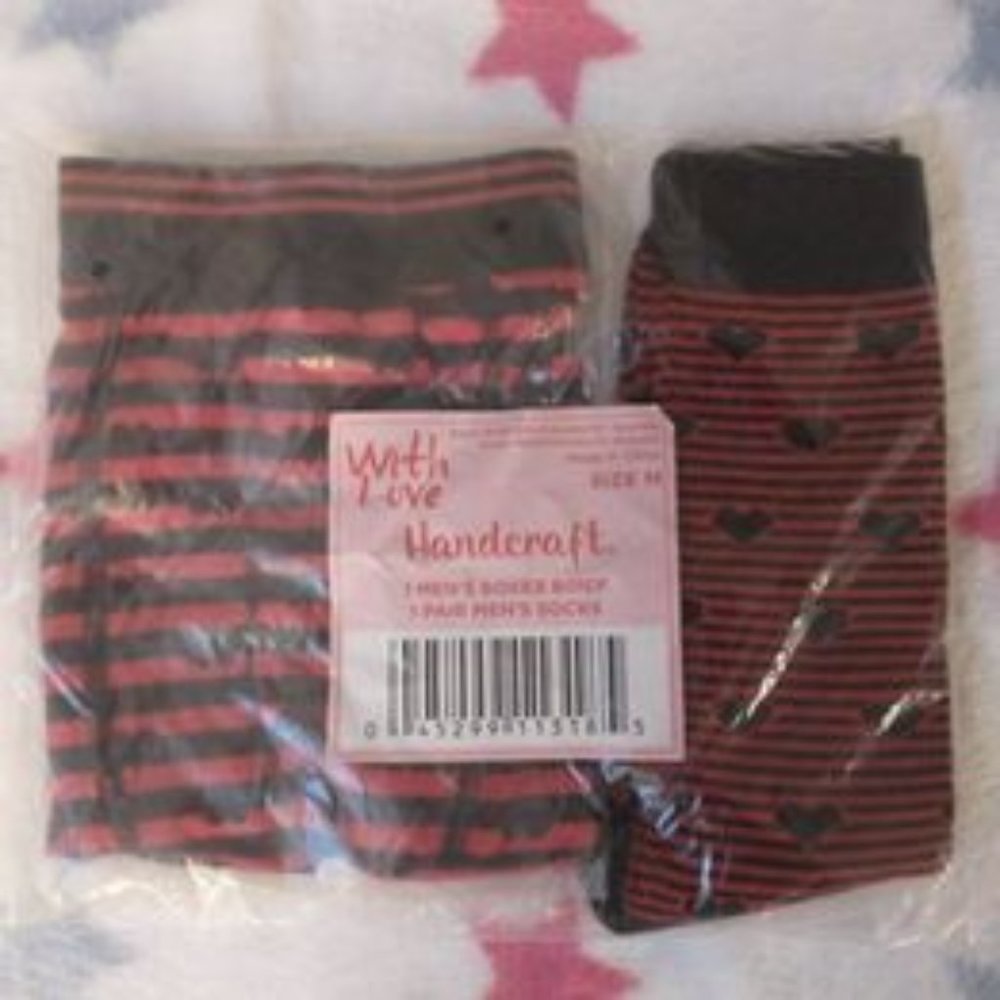 With Love Handcraft mens socks with boxer brief set sz medium stripes hearts